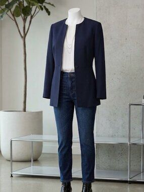 Harve Bernard Collection, Classic Navy Blue Collarless Blazer size 12P